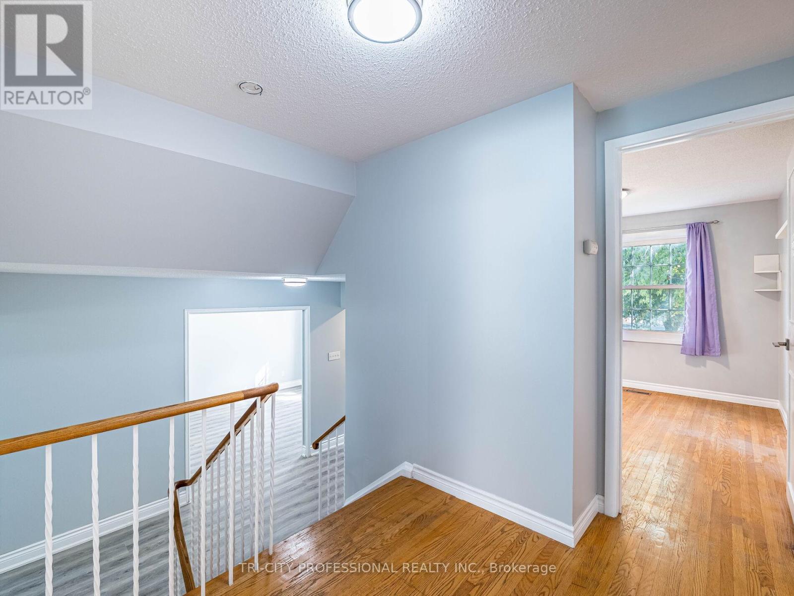 172 Mountainview Road S, Halton Hills, Ontario  L7G 4K7 - Photo 24 - W12328009