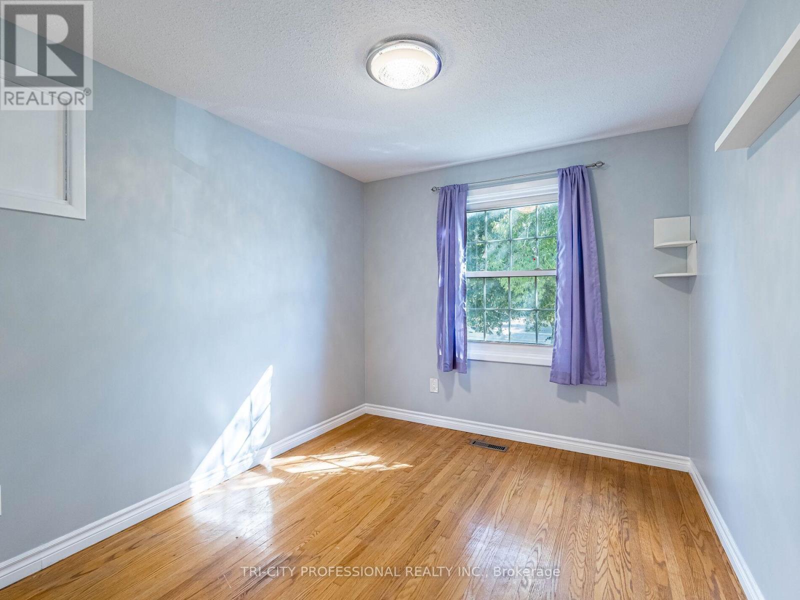 172 Mountainview Road S, Halton Hills, Ontario  L7G 4K7 - Photo 26 - W12328009