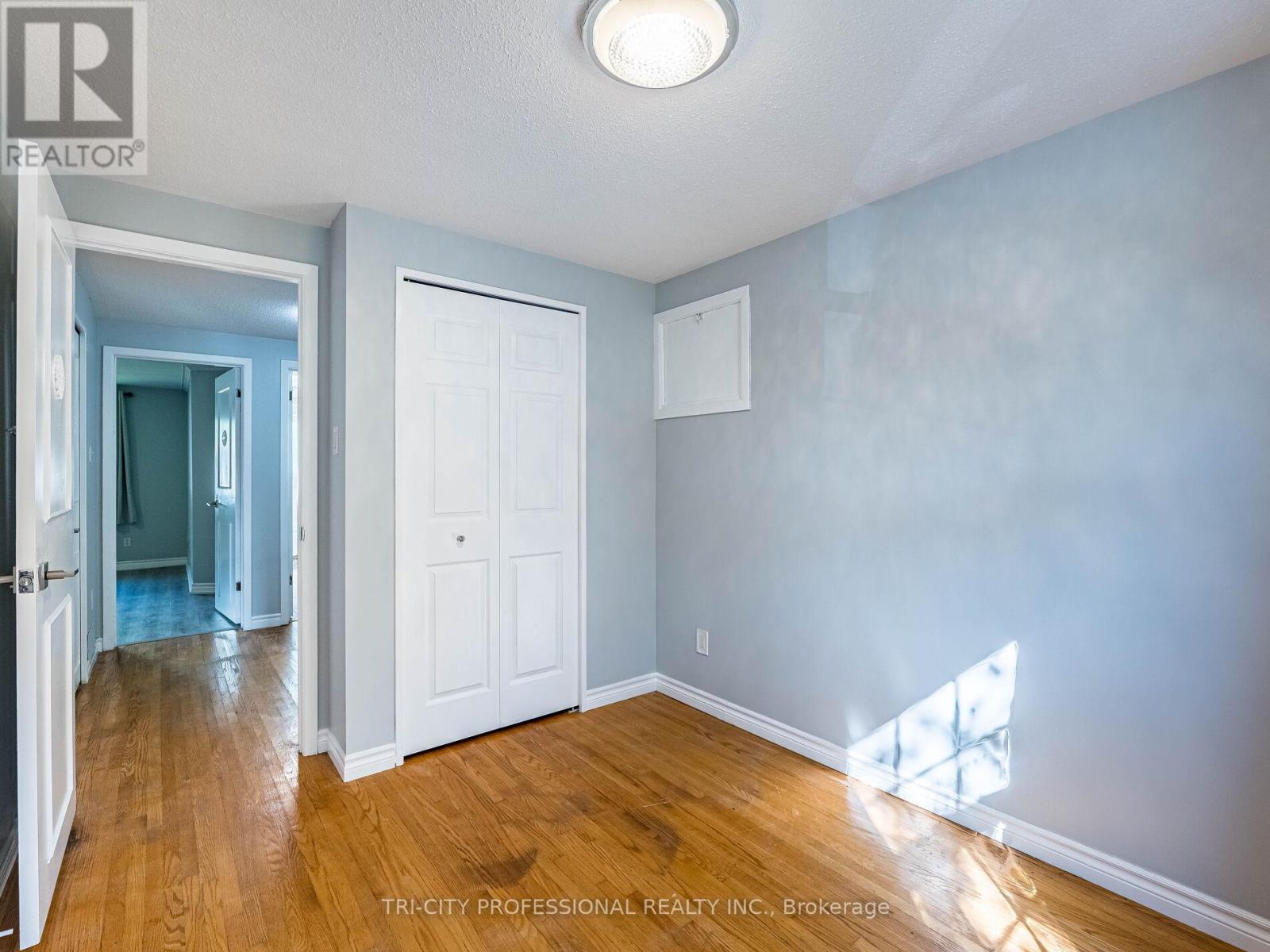 172 Mountainview Road S, Halton Hills, Ontario  L7G 4K7 - Photo 27 - W12328009