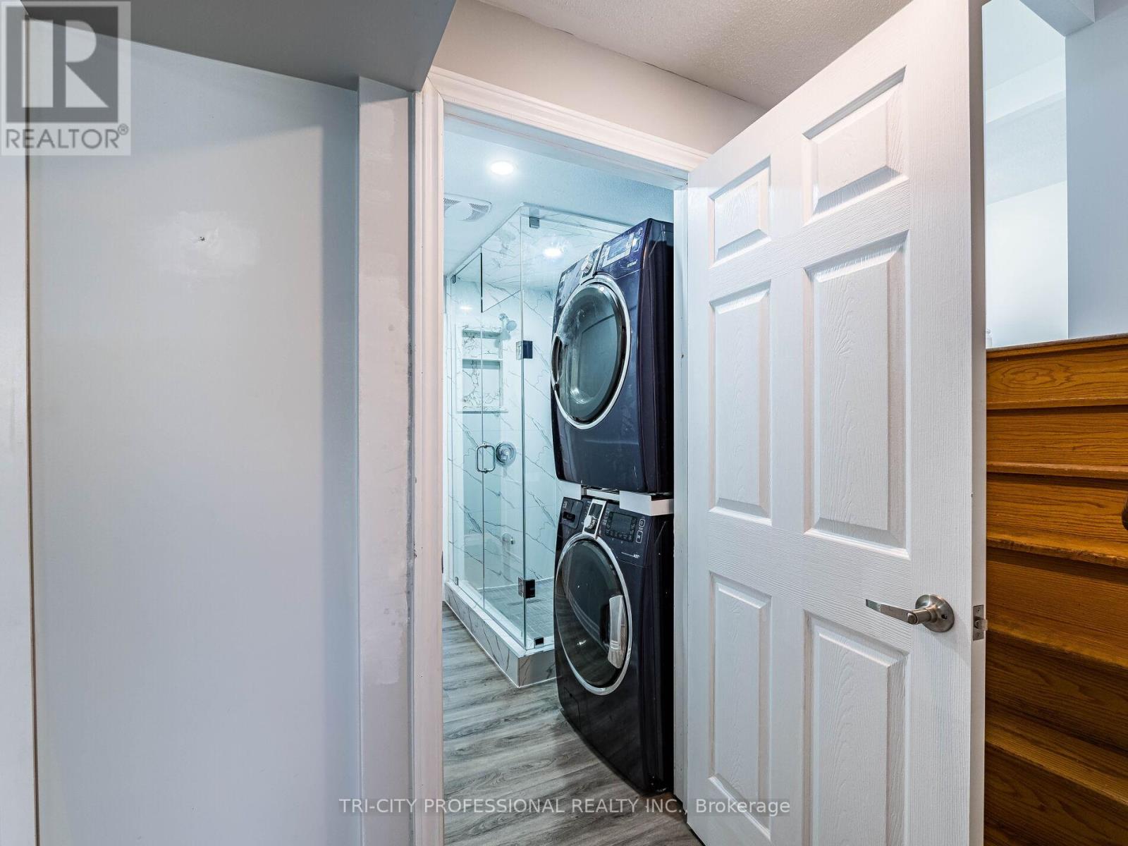 172 Mountainview Road S, Halton Hills, Ontario  L7G 4K7 - Photo 44 - W12328009