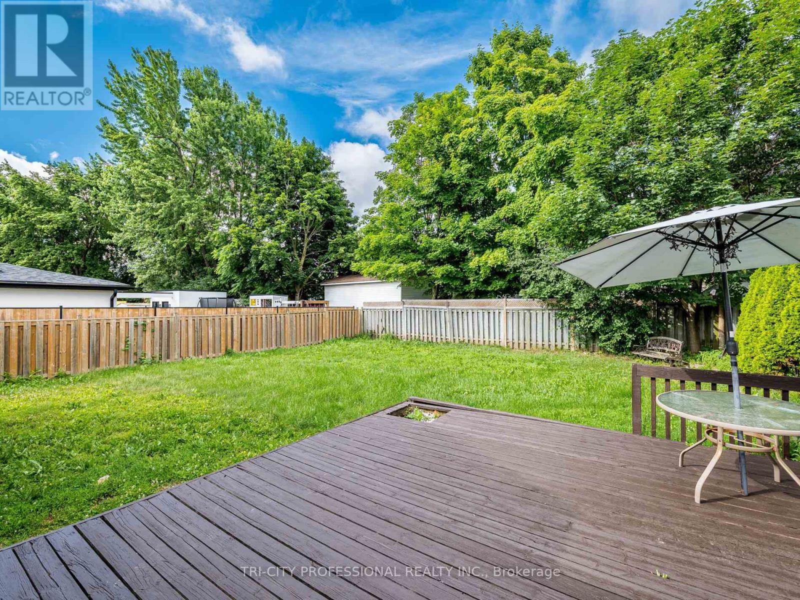 172 Mountainview Road S, Halton Hills, Ontario  L7G 4K7 - Photo 49 - W12328009