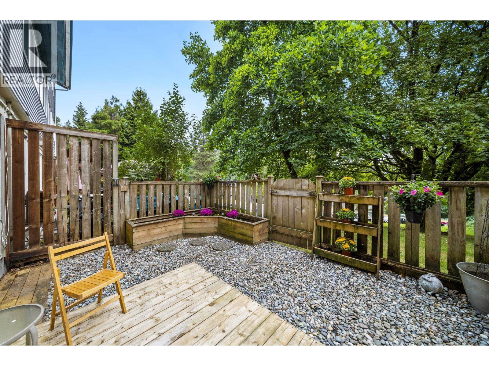 Property at 1035 CECILE DRIVE image 2