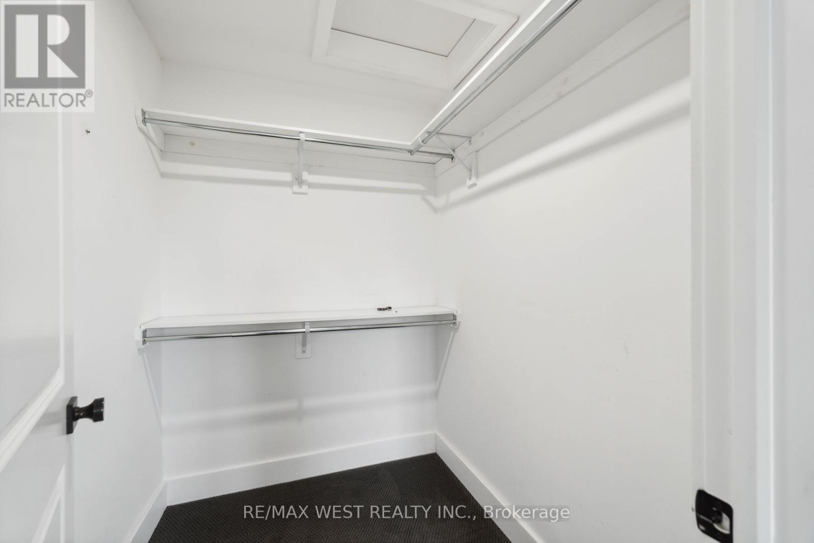 210 S Pelham Road, Welland, Ontario  L3B 5N8 - Photo 15 - X12328004