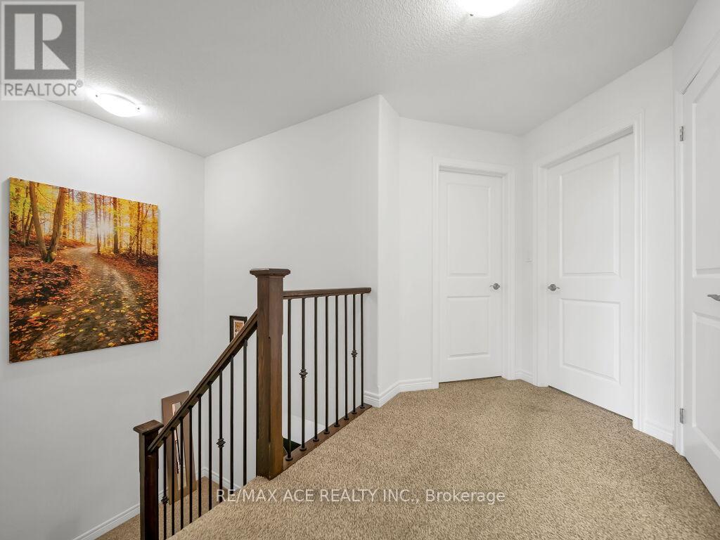 160 Kemp Crescent E, Guelph, Ontario  N1E 0K1 - Photo 19 - X12328012