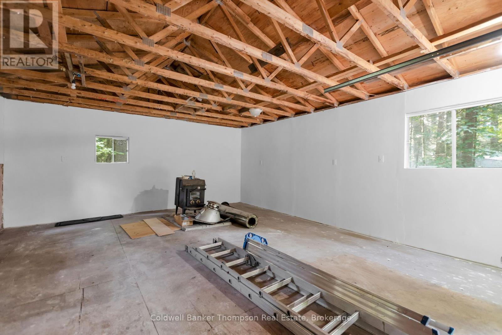 3575 Ravenscliffe Road, Huntsville, Ontario  P1H 2J2 - Photo 34 - X12328083