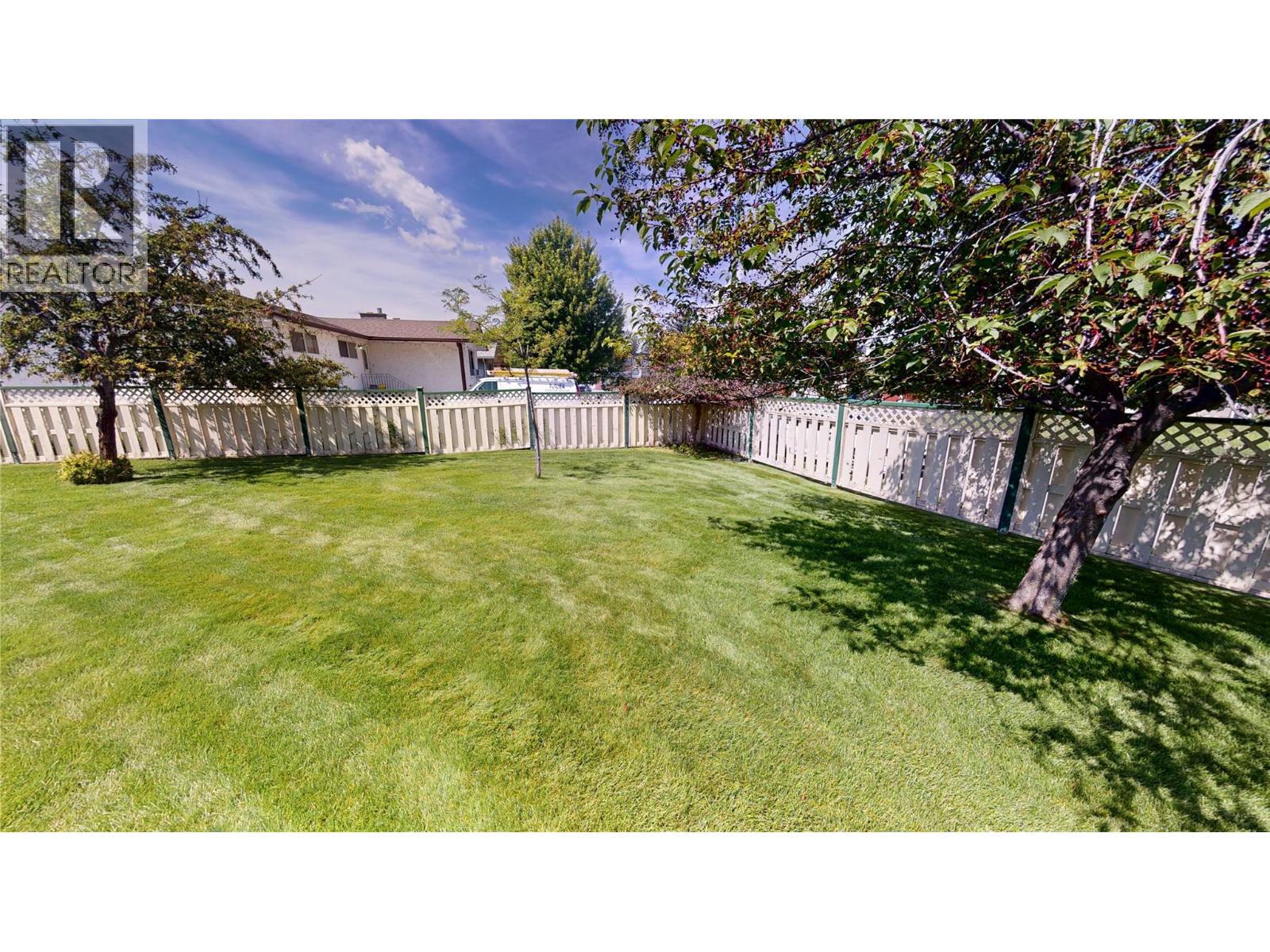 2375 1st Street S Unit# 26, Cranbrook, British Columbia  V1C 6J7 - Photo 24 - 10358486