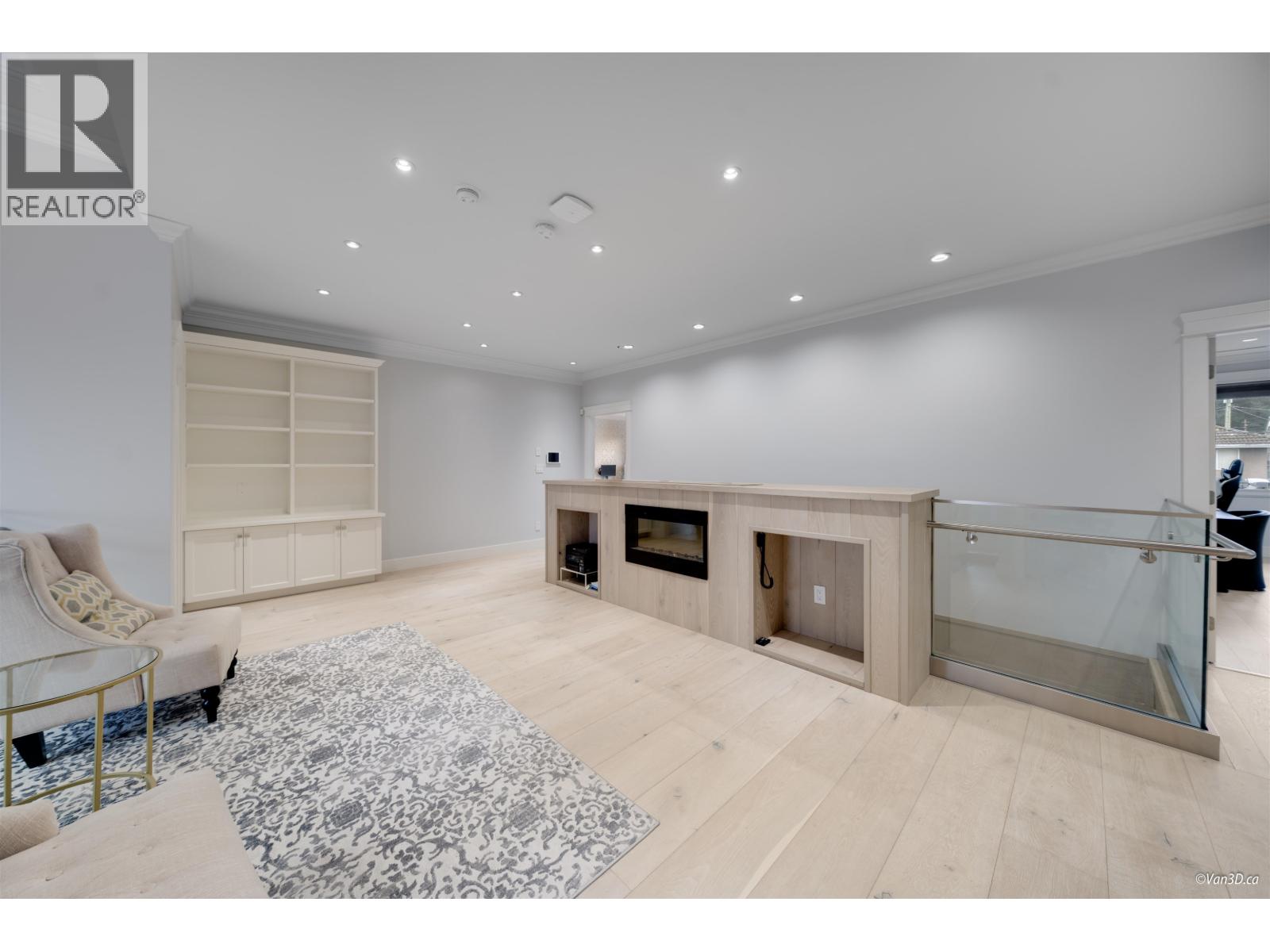 656 Blue Mountain Street, Coquitlam, British Columbia  V3J 4R6 - Photo 25 - R3034067