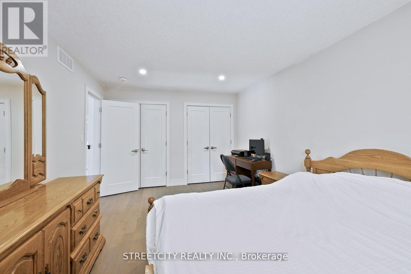 141 Baldwin Street, Tillsonburg, Ontario  N4G 2K4 - Photo 18 - X12328151