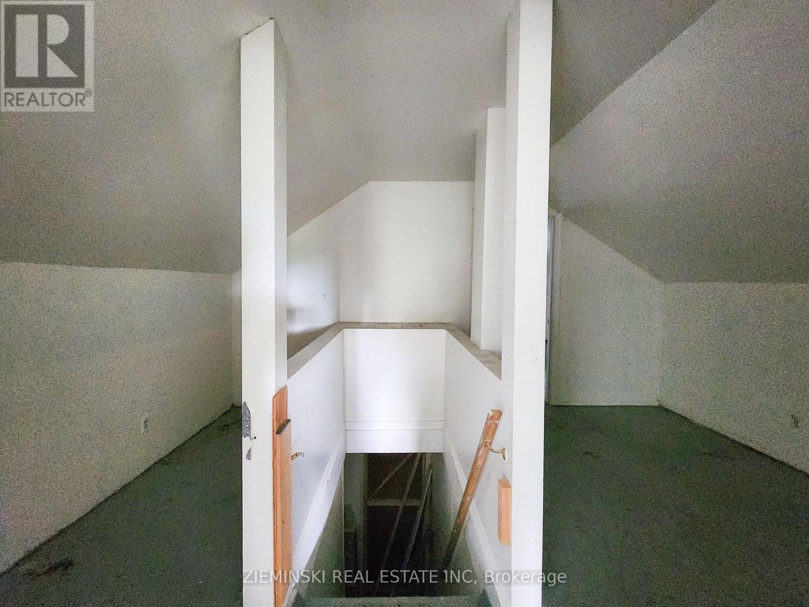 50 And 52 Tower Street, Kirkland Lake, Ontario  P2N 1P2 - Photo 7 - T12328169