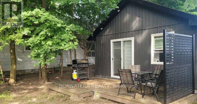 687 Innisfil Beach Road, Innisfil, Ontario  L0L 2M0 - Photo 29 - N12318606