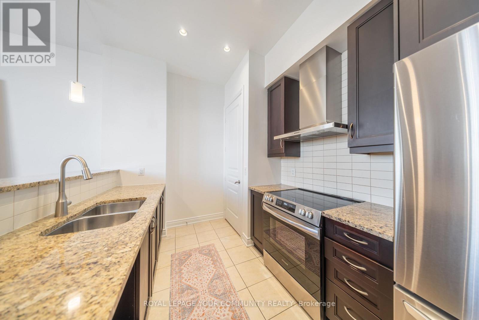 Ph01 - 9245 Jane Street, Vaughan, Ontario  L6A 1H7 - Photo 16 - N12327903
