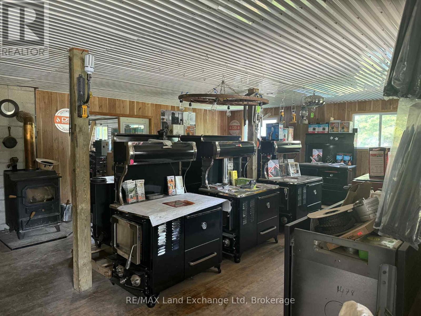 559 Bervie Side Road, Kincardine, Ontario  N2Z 2X5 - Photo 26 - X12327038