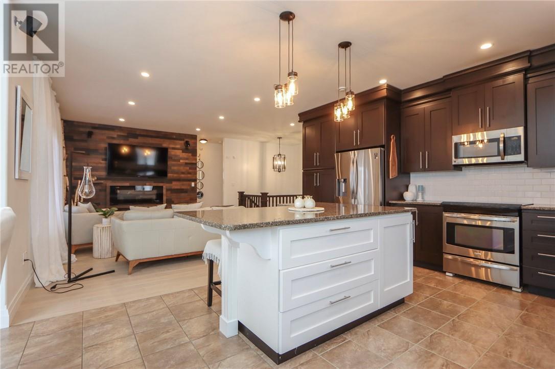 Property at 122 Nova Street image 2