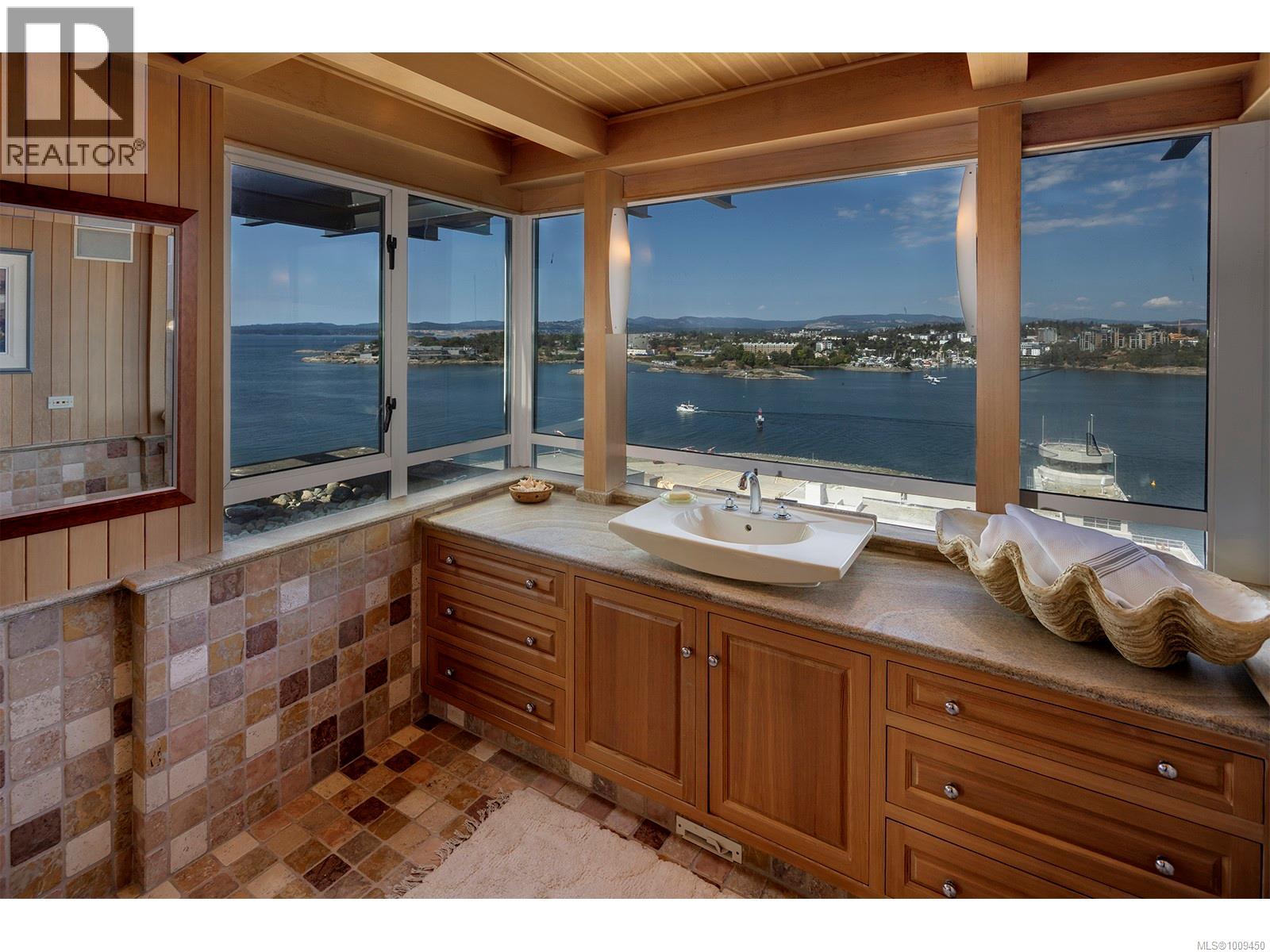 1201 21 Dallas Rd, Victoria, British Columbia  V8V 4Z9 - Photo 26 - 1009450