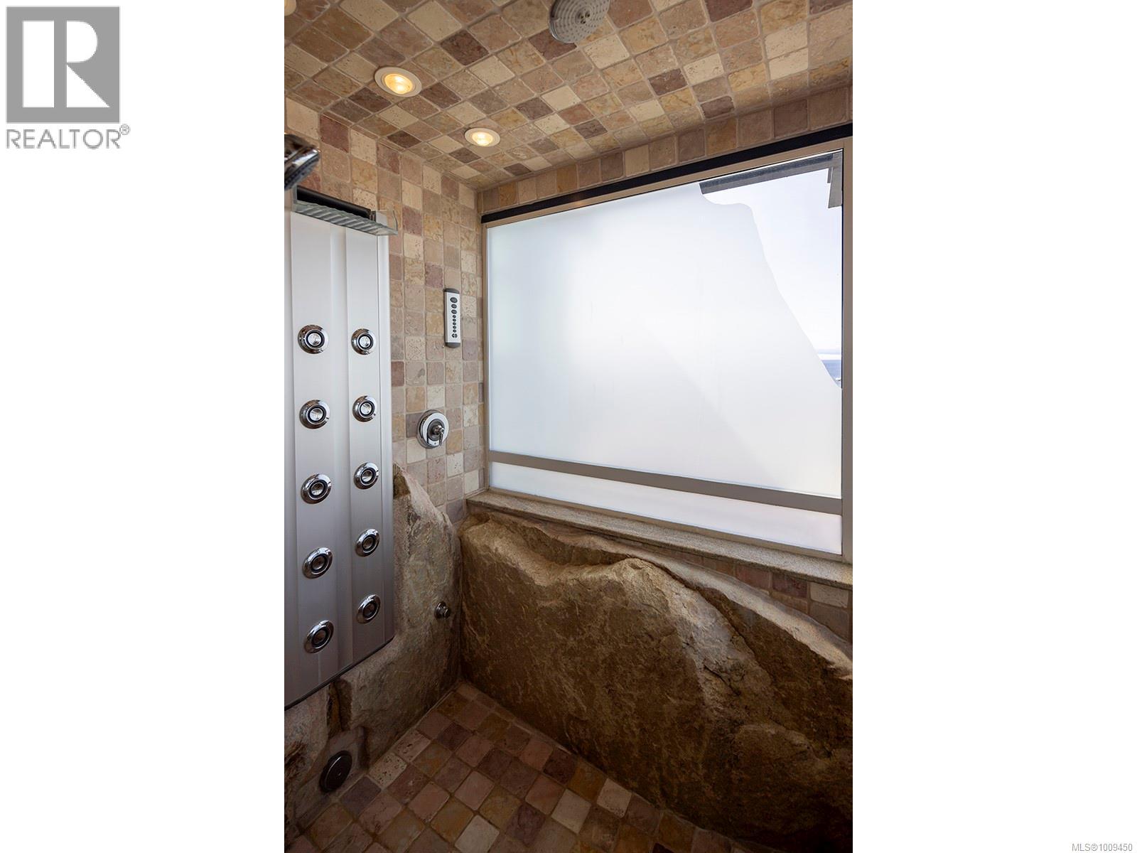 1201 21 Dallas Rd, Victoria, British Columbia  V8V 4Z9 - Photo 29 - 1009450