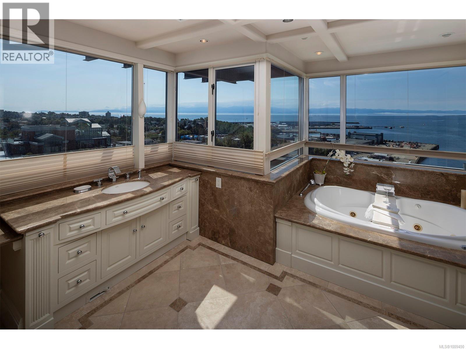 1201 21 Dallas Rd, Victoria, British Columbia  V8V 4Z9 - Photo 30 - 1009450