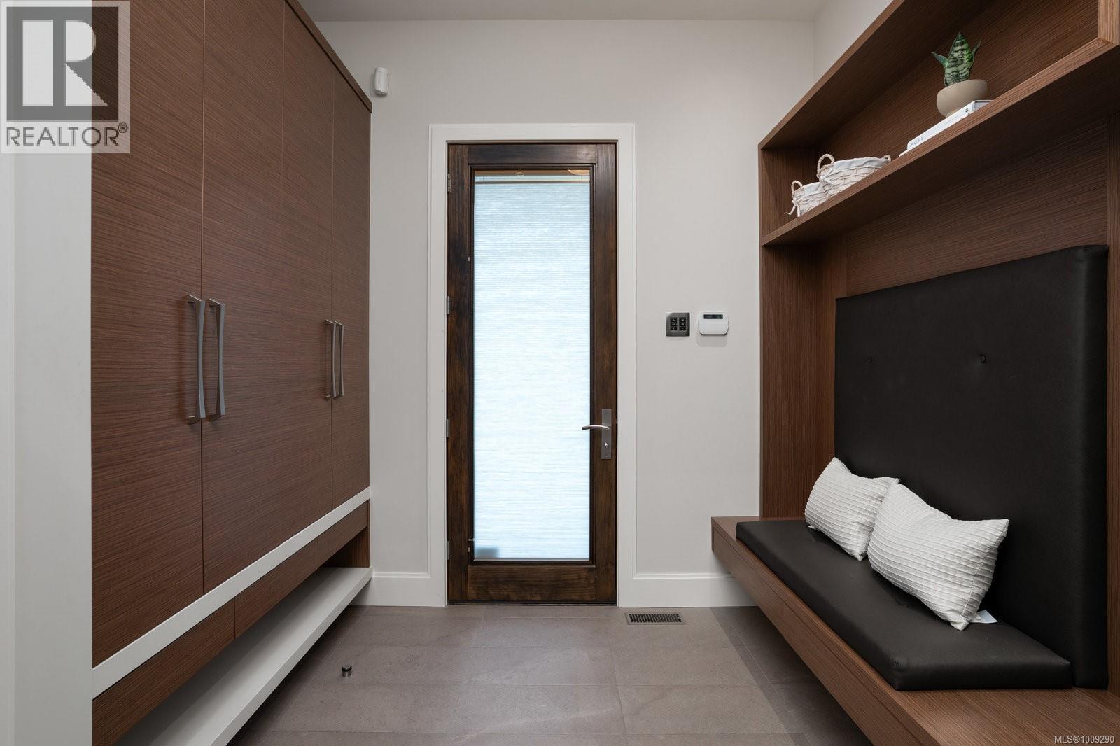 1098 Bearspaw Plat, Langford, British Columbia  V9B 0B3 - Photo 38 - 1009290