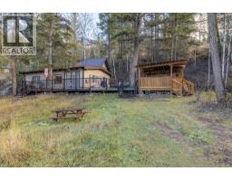 4736 COPPER Crescent, windermere, British Columbia