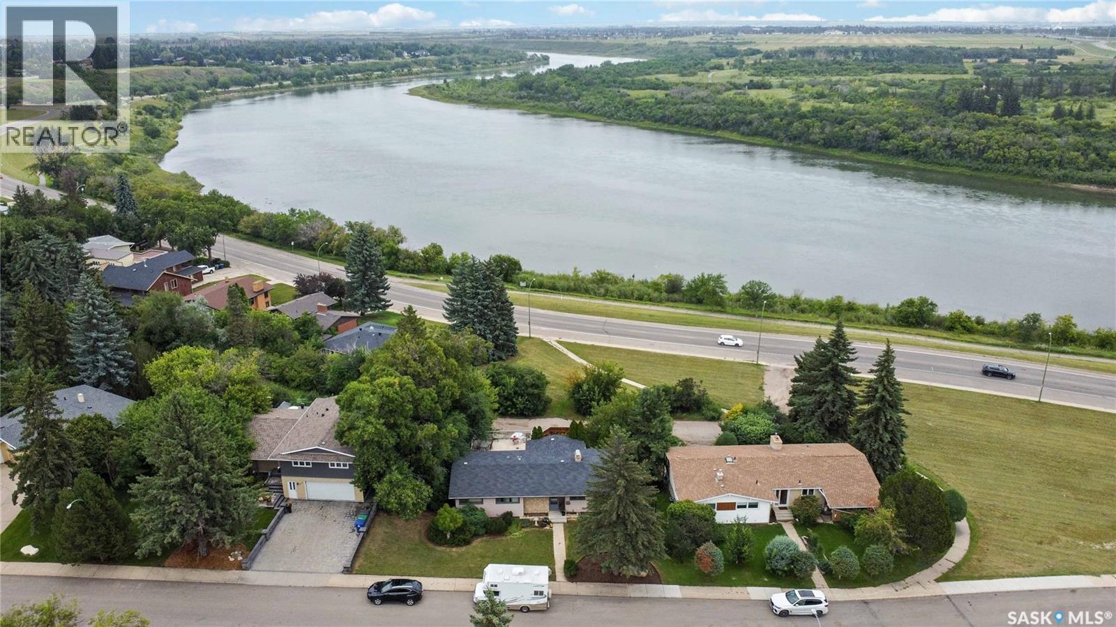 Property at 1908 Pembina AVENUE image 3