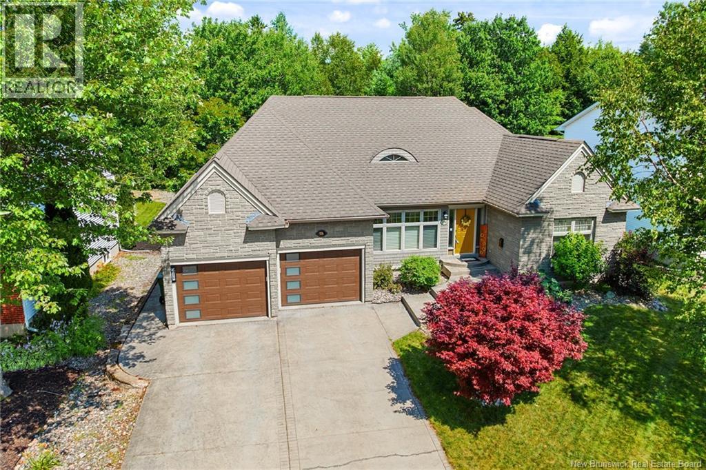 Property at 576 Douglas Avenue image 1