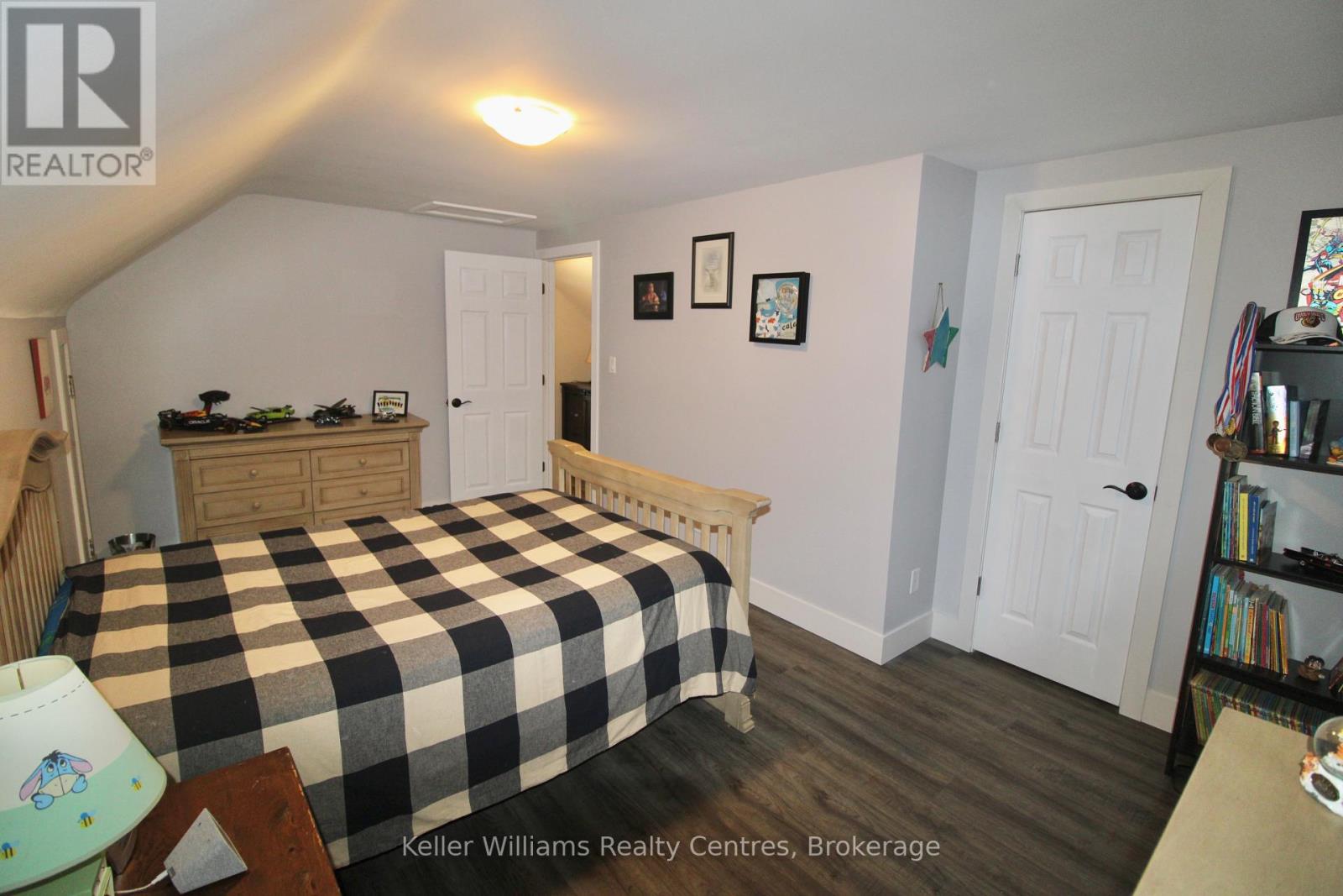 445 13th Street, Hanover, Ontario  N4N 1Y2 - Photo 24 - X12328059