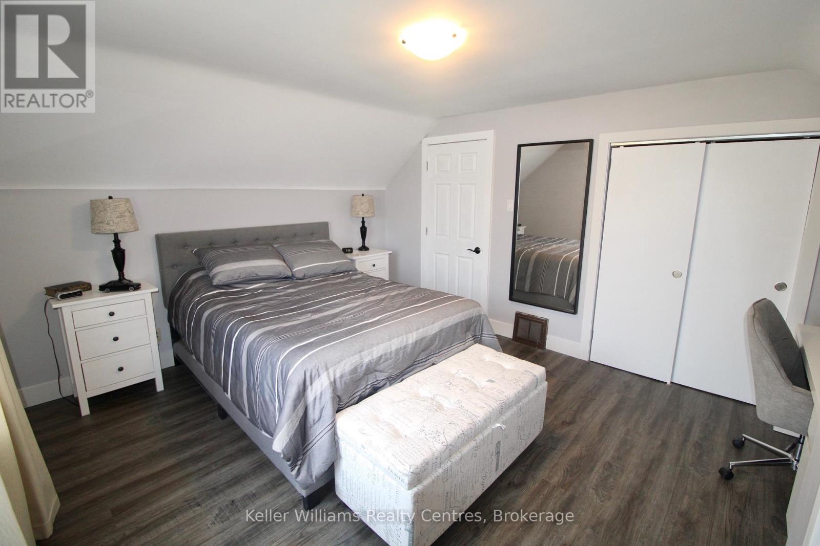 445 13th Street, Hanover, Ontario  N4N 1Y2 - Photo 20 - X12328059