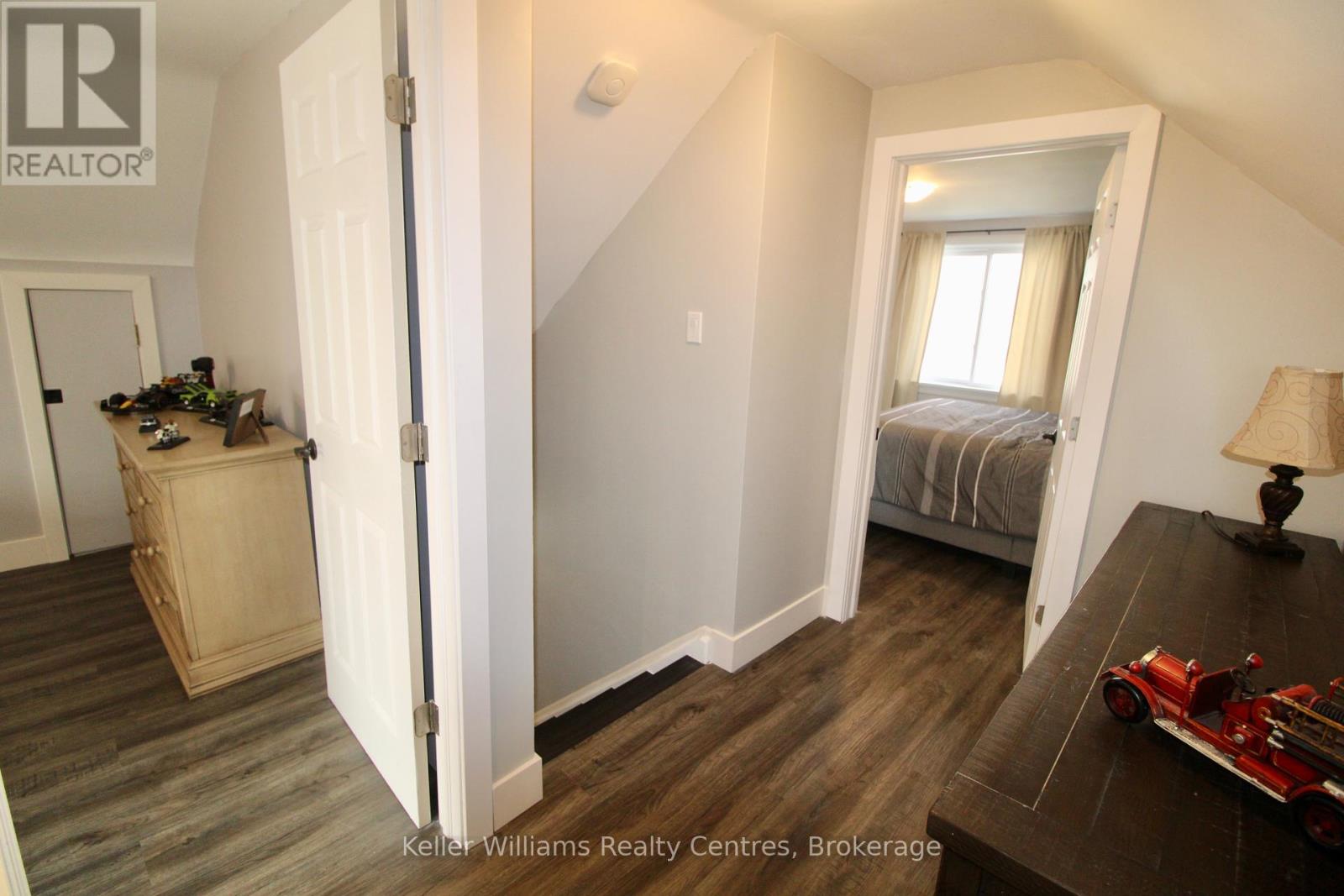 445 13th Street, Hanover, Ontario  N4N 1Y2 - Photo 19 - X12328059