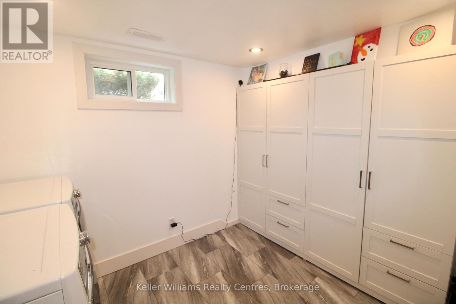445 13th Street, Hanover, Ontario  N4N 1Y2 - Photo 32 - X12328059