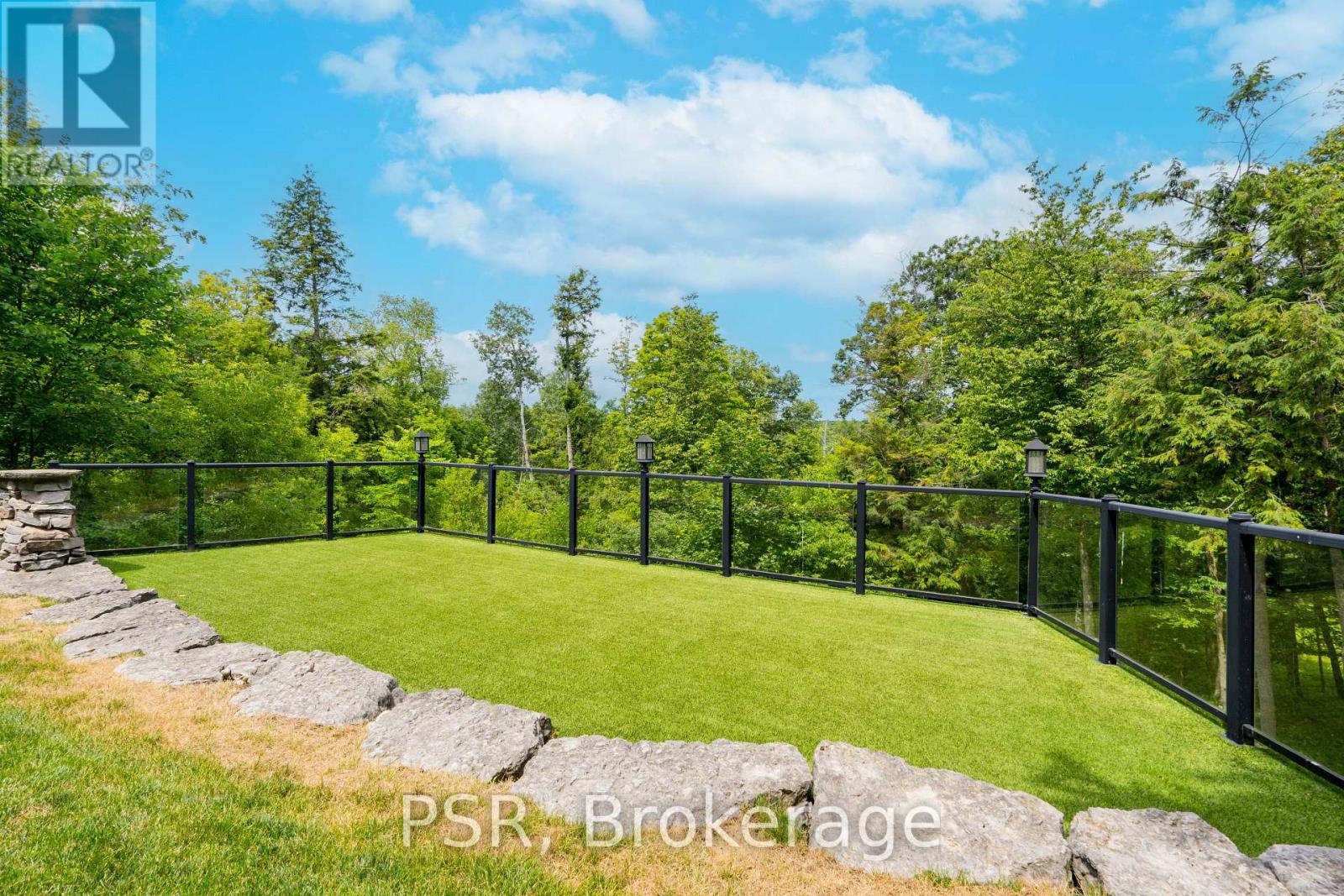 124 Elmpine Trail, King, Ontario  L7B 1K4 - Photo 36 - N12328120