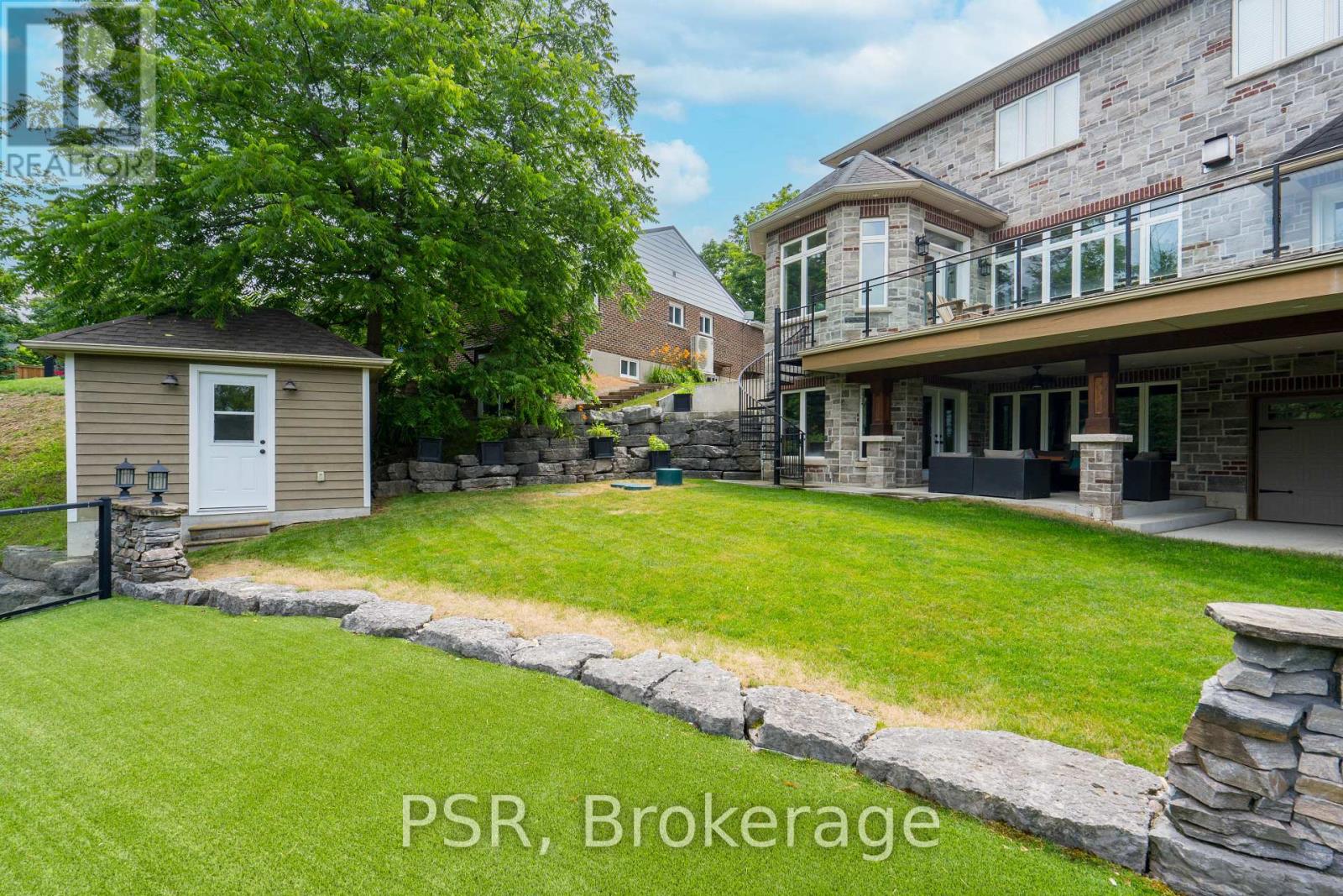 124 Elmpine Trail, King, Ontario  L7B 1K4 - Photo 38 - N12328120