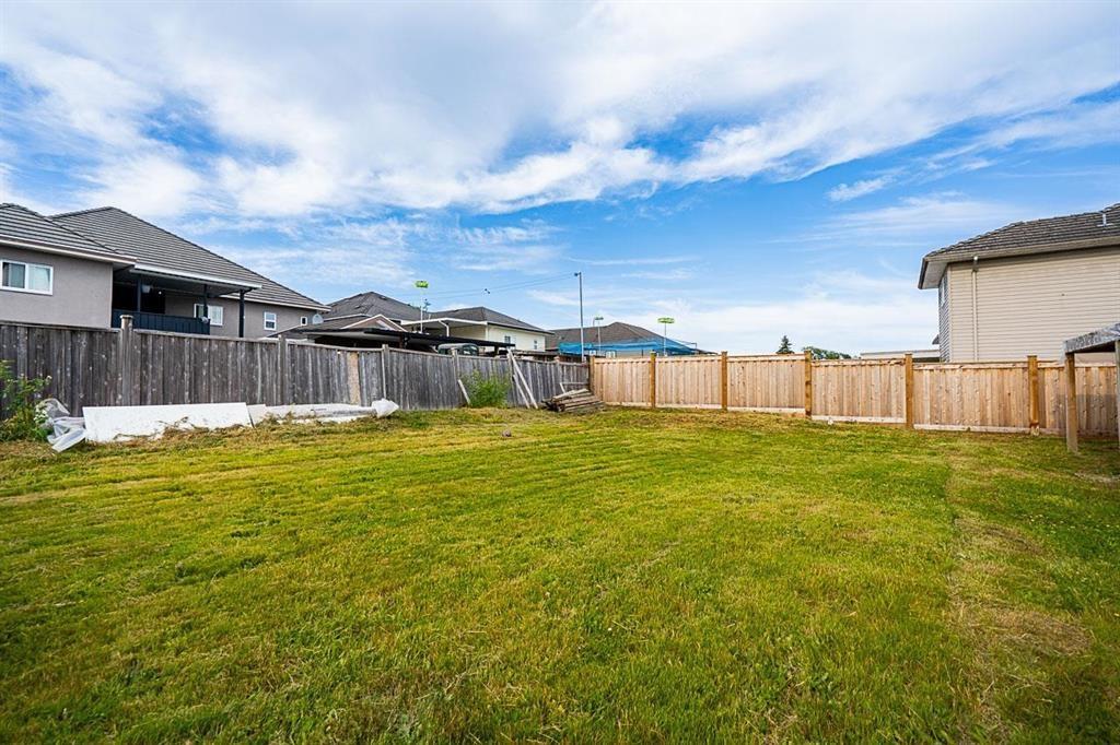 13421 87a Avenue, Surrey, British Columbia  V3W 6B7 - Photo 4 - R3033917