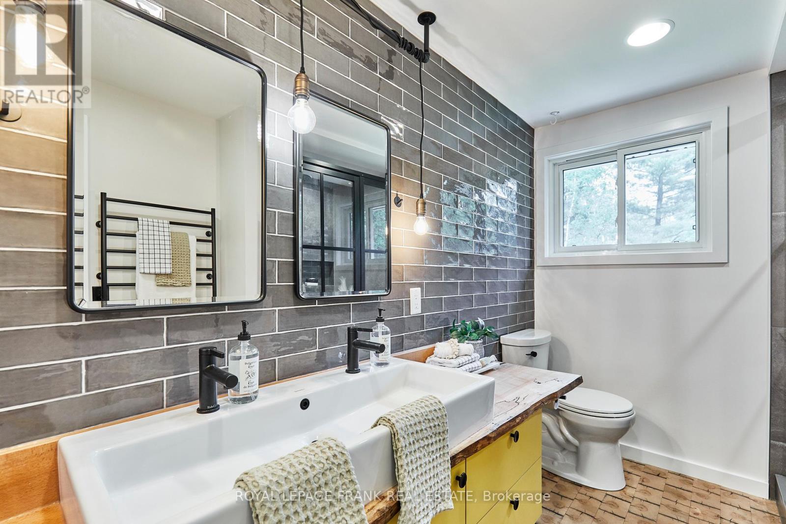 132 Coulter Drive, Kawartha Lakes, Ontario L0A 1K0 - Photo 24 - X12328280