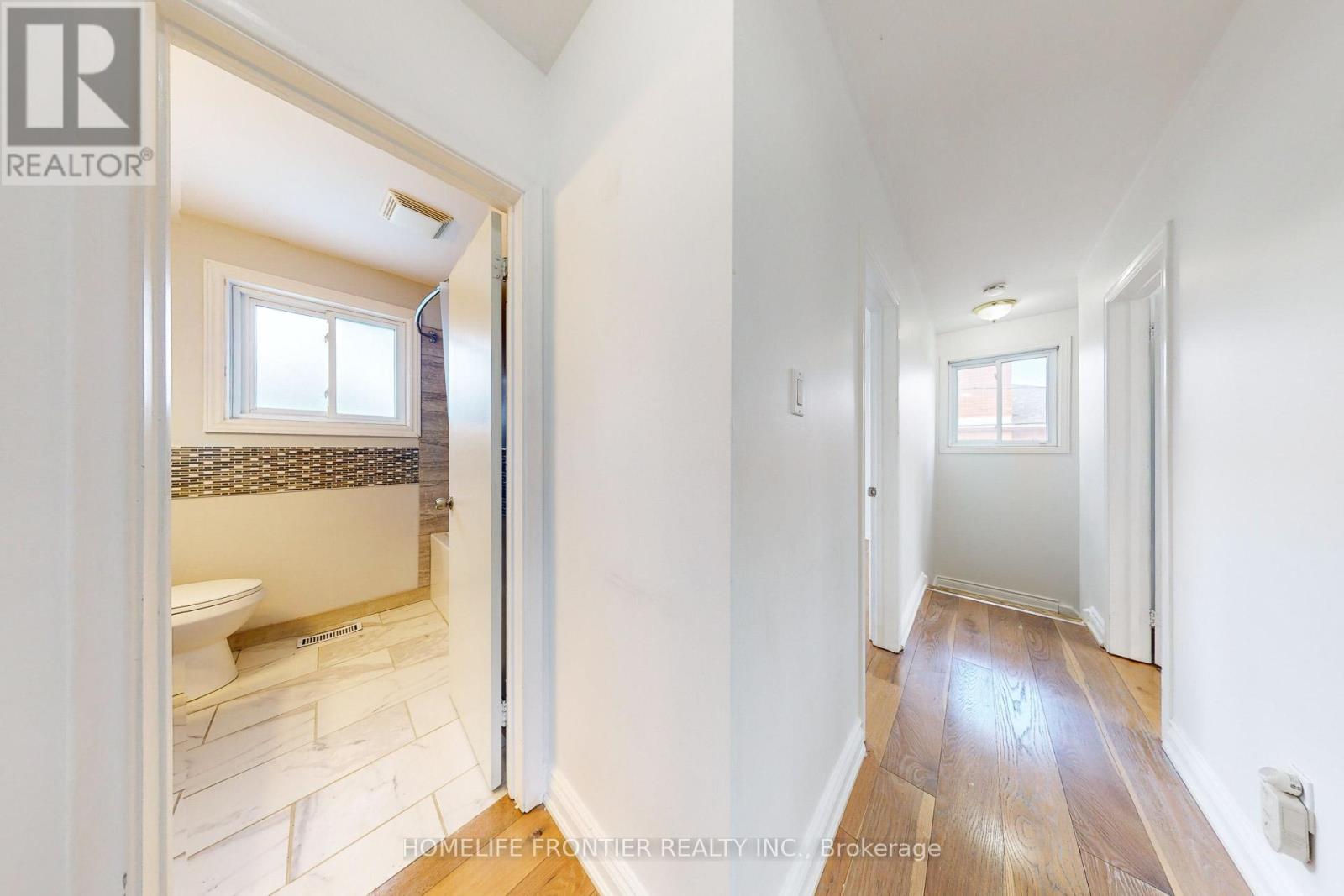 267 Grove Street E, Barrie, Ontario  L4M 2R2 - Photo 9 - S12328210