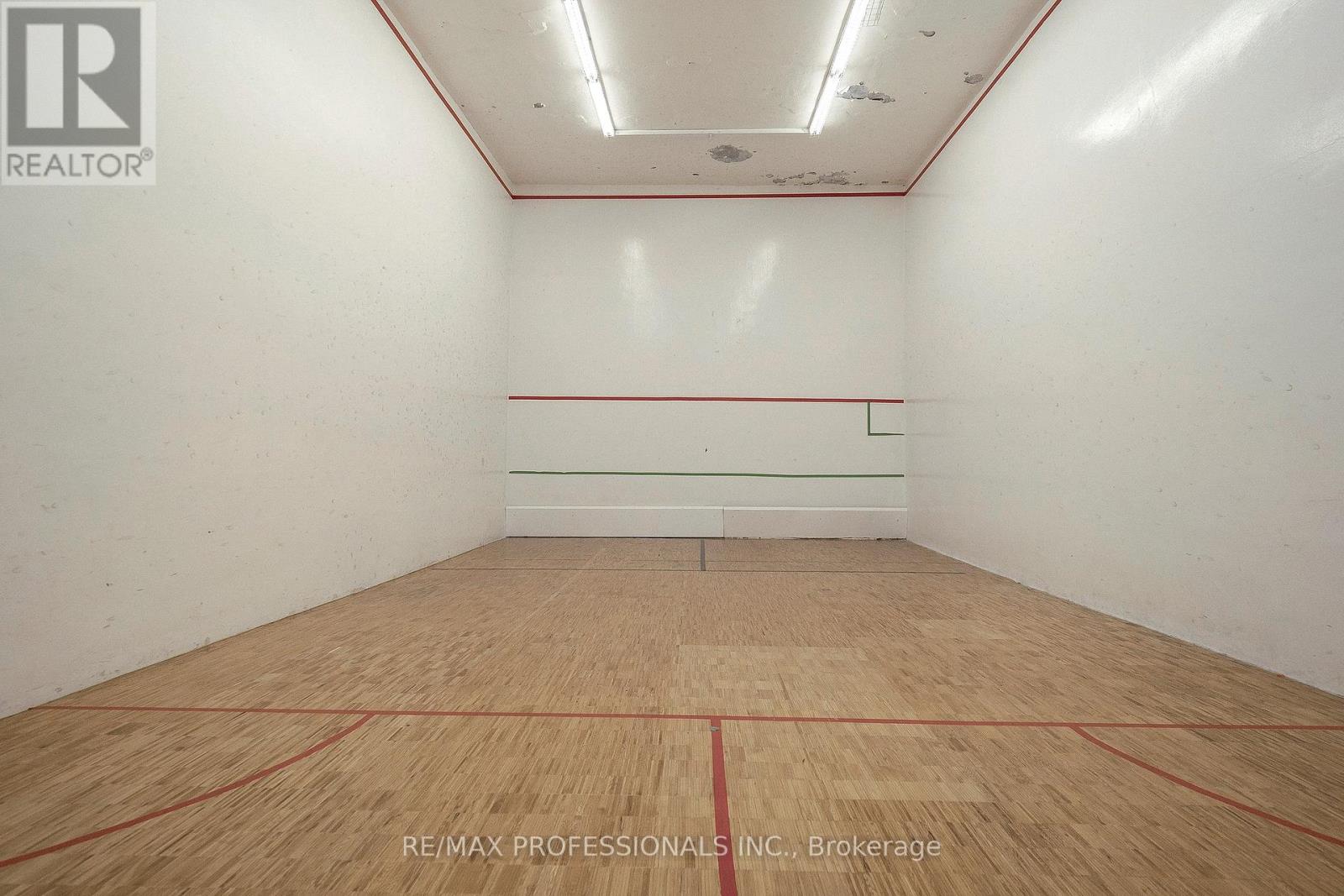 806 - 1535 Lakeshore Road E, Mississauga, Ontario  L5E 3E2 - Photo 25 - W12328038