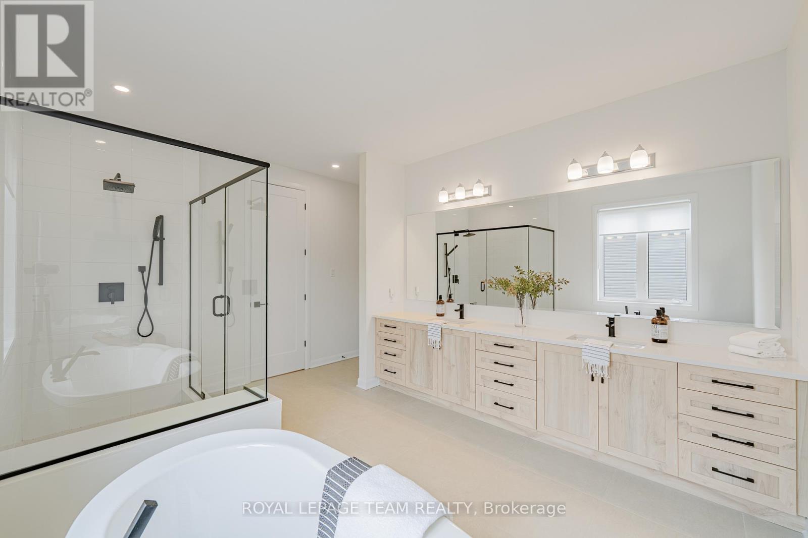 2055 Wanderer Avenue, Ottawa, Ontario  K4M 0W9 - Photo 39 - X12328276
