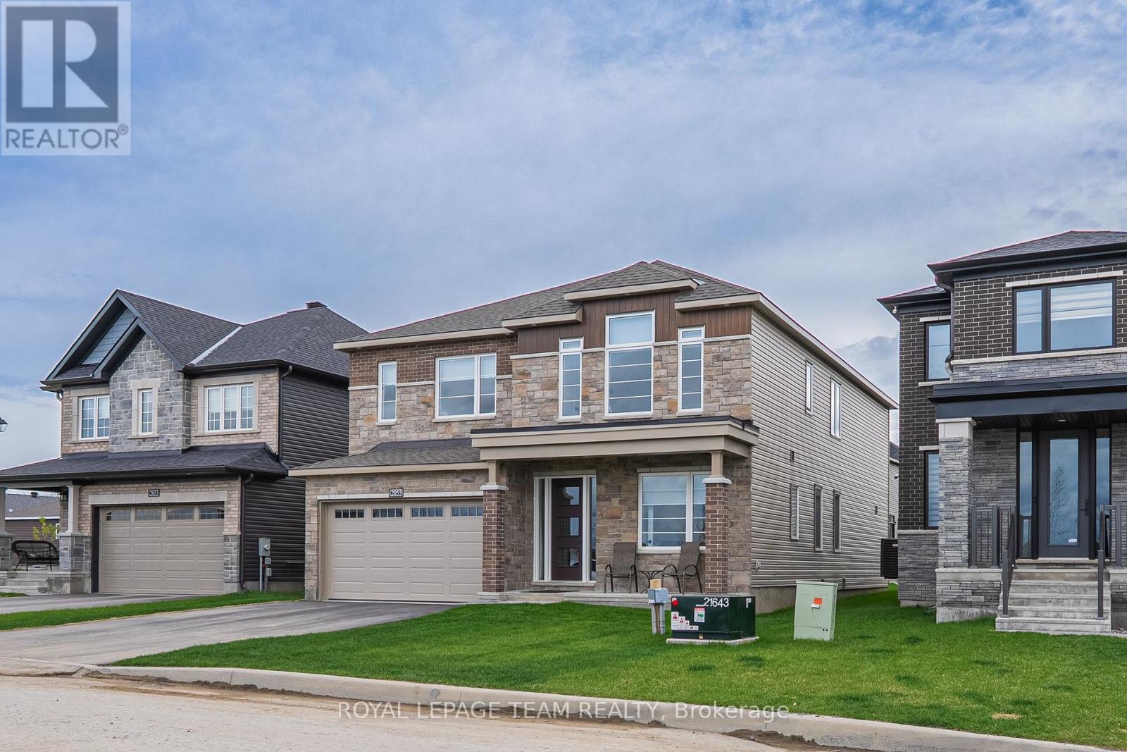 Property at 2055 WANDERER AVENUE image 4
