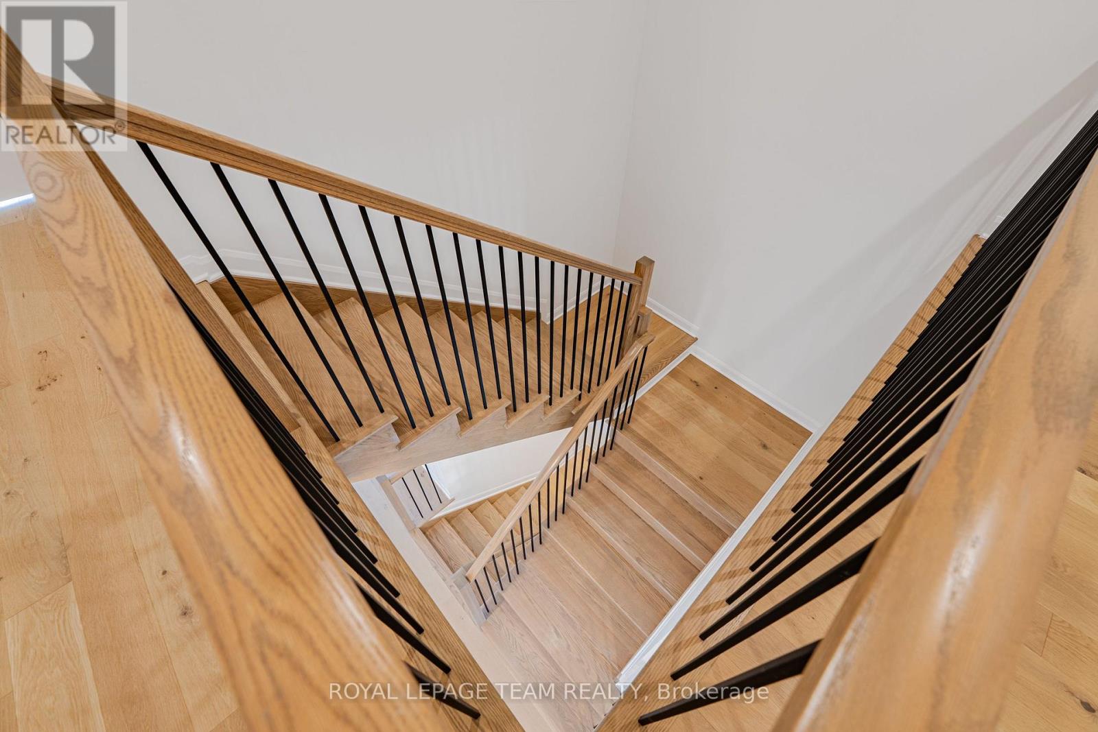2055 Wanderer Avenue, Ottawa, Ontario  K4M 0W9 - Photo 43 - X12328276