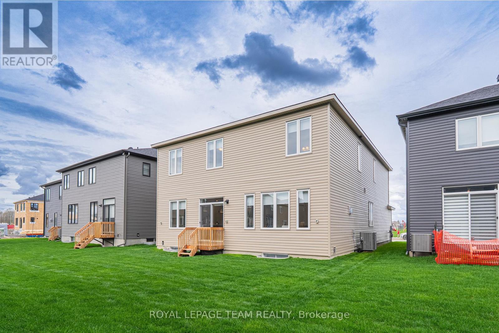 2055 Wanderer Avenue, Ottawa, Ontario  K4M 0W9 - Photo 49 - X12328276