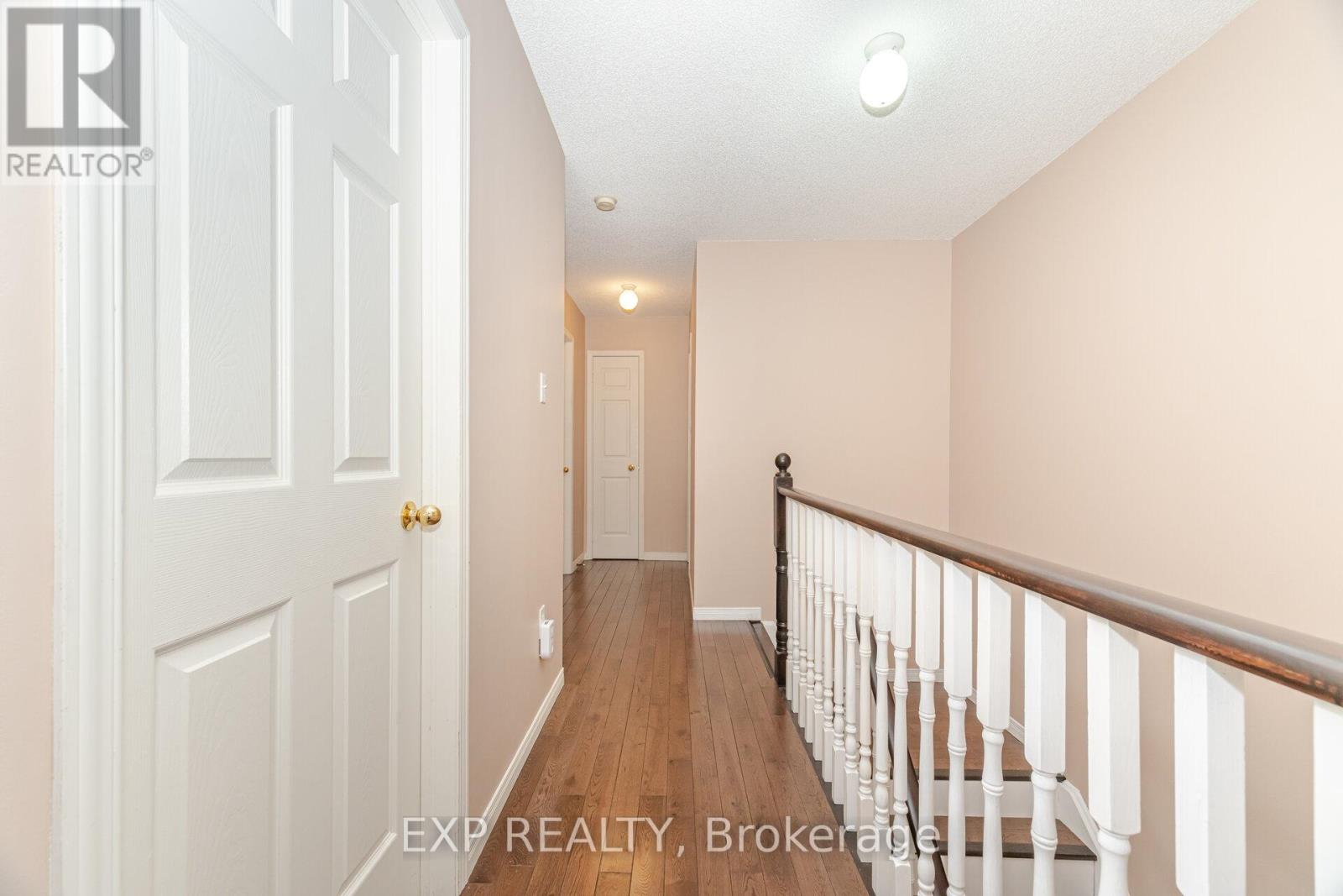35 Prince Crescent, Brampton (Northwest Sandalwood Parkway), Ontario  L7A 2C8 - Photo 20 - W12328123