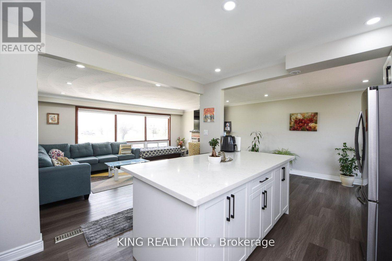 14771 Dixie Road, Caledon, Ontario  L7C 2M9 - Photo 10 - W12328197