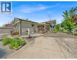 245 BEVERLY, Essex, Ontario