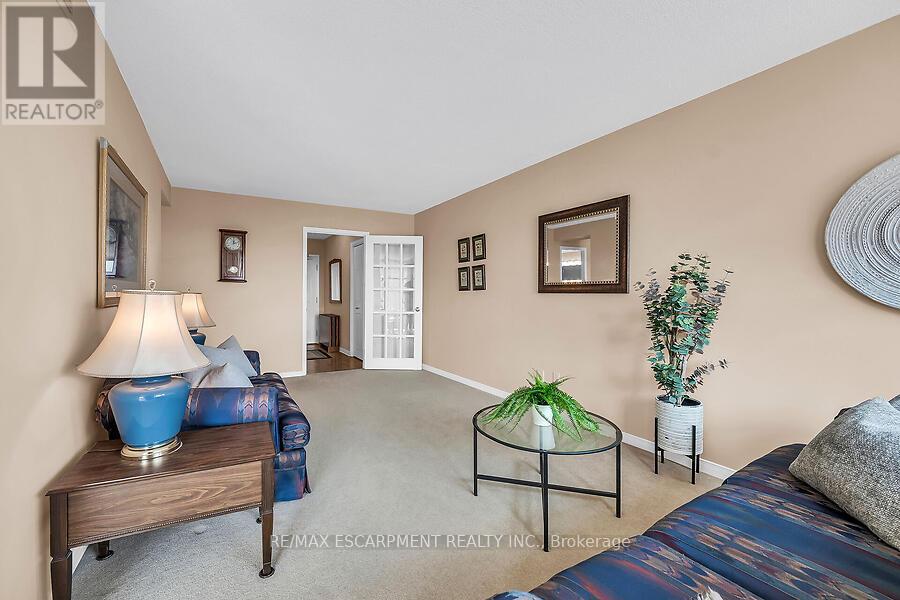 703 - 200 Limeridge Road W, Hamilton, Ontario  L9C 7M7 - Photo 7 - X12328144