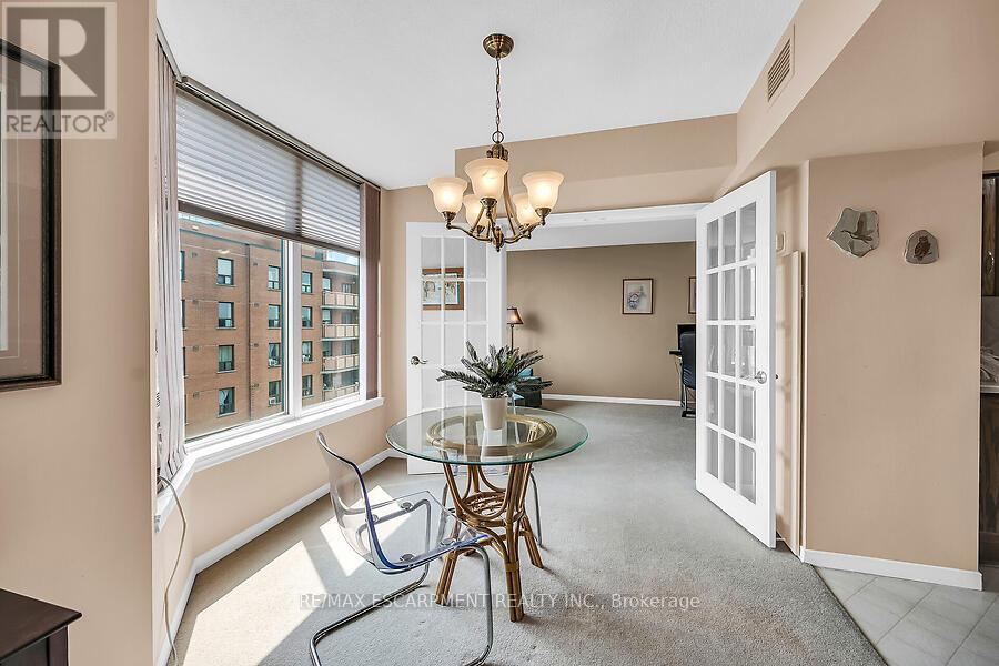 703 - 200 Limeridge Road W, Hamilton, Ontario  L9C 7M7 - Photo 8 - X12328144