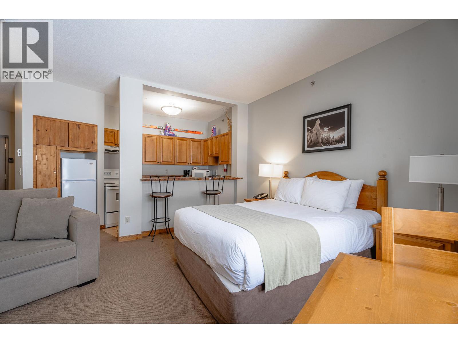 3160 Creekside Way Unit# 408, Sun Peaks, British Columbia  V0E 5N0 - Photo 11 - 10336423