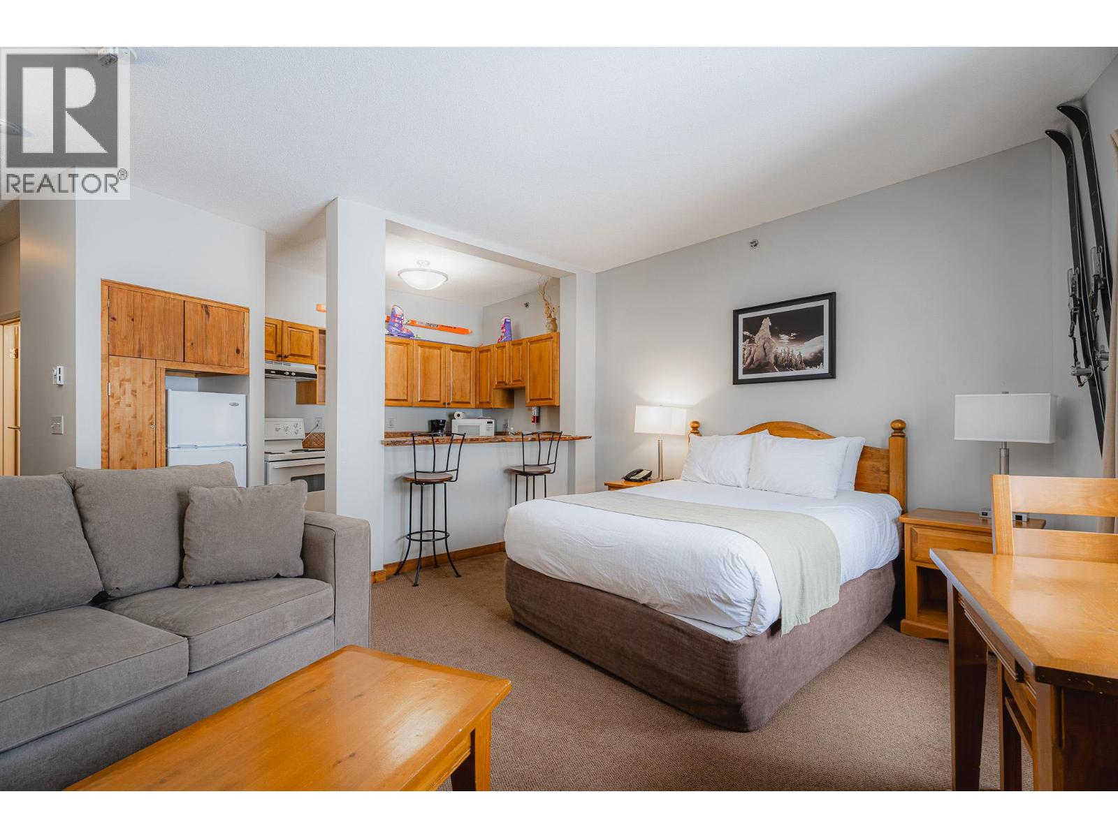 3160 Creekside Way Unit# 408, Sun Peaks, British Columbia  V0E 5N0 - Photo 8 - 10336423