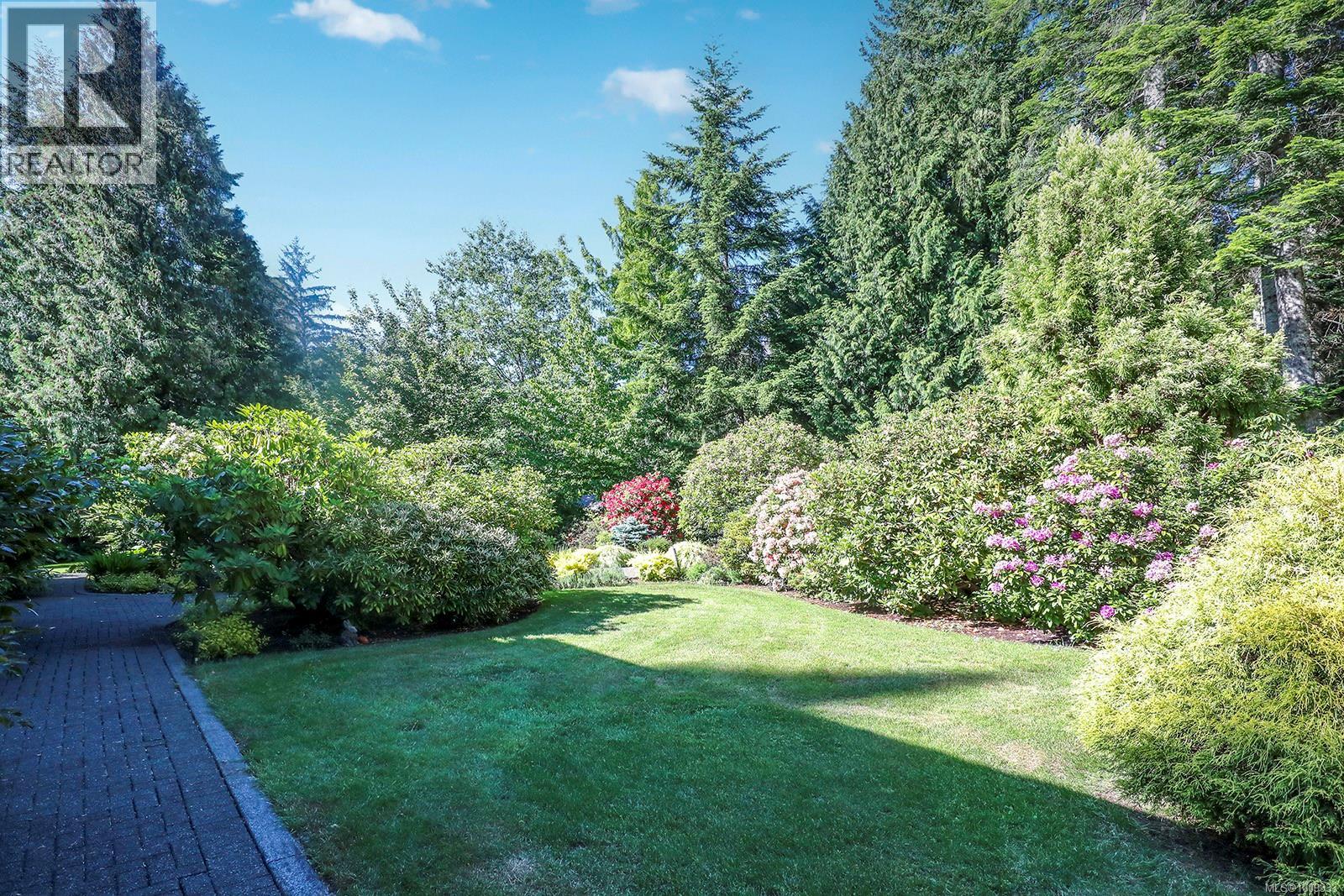 1717 Glen Urquhart Dr, Courtenay, British Columbia  V9N 3Y3 - Photo 48 - 1009333