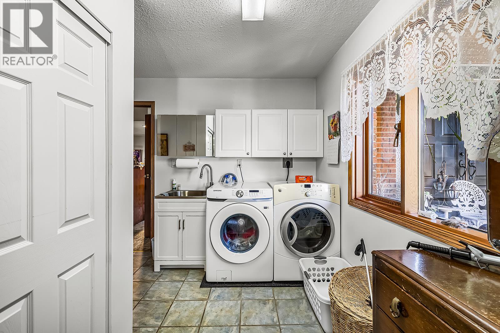 1804 13th Avenue S, Cranbrook, British Columbia  V1C 5Y1 - Photo 36 - 10357879