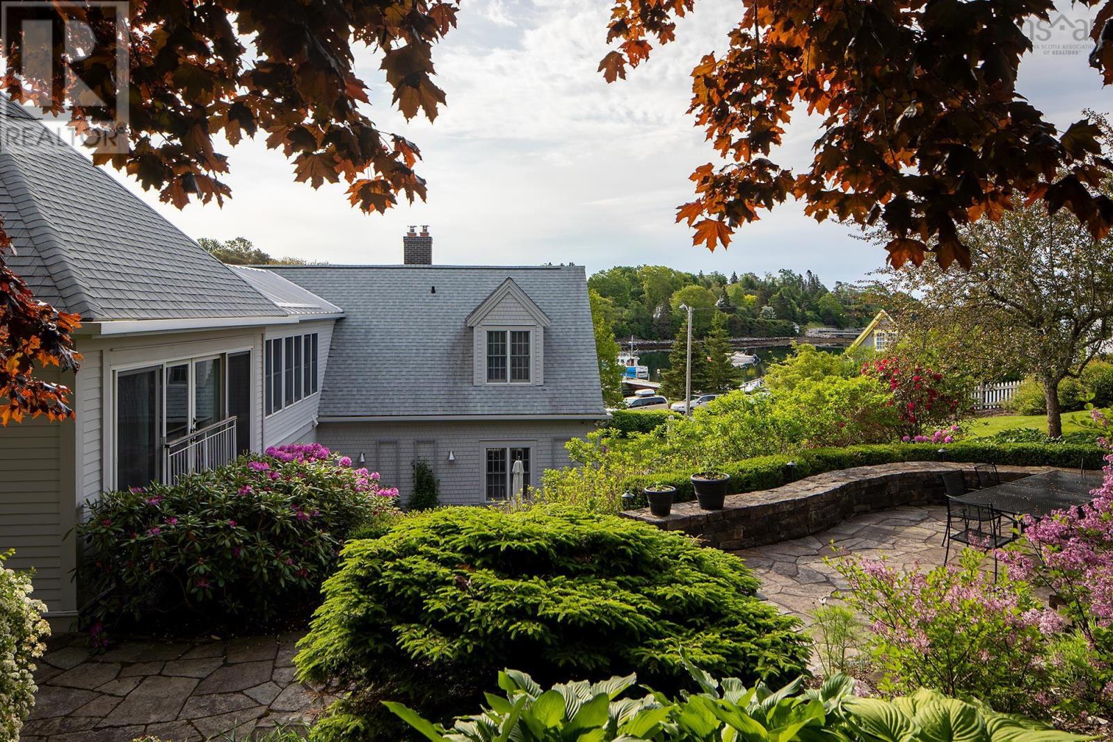67 Water Street, Chester, Nova Scotia  B0J 1J0 - Photo 6 - 202513487