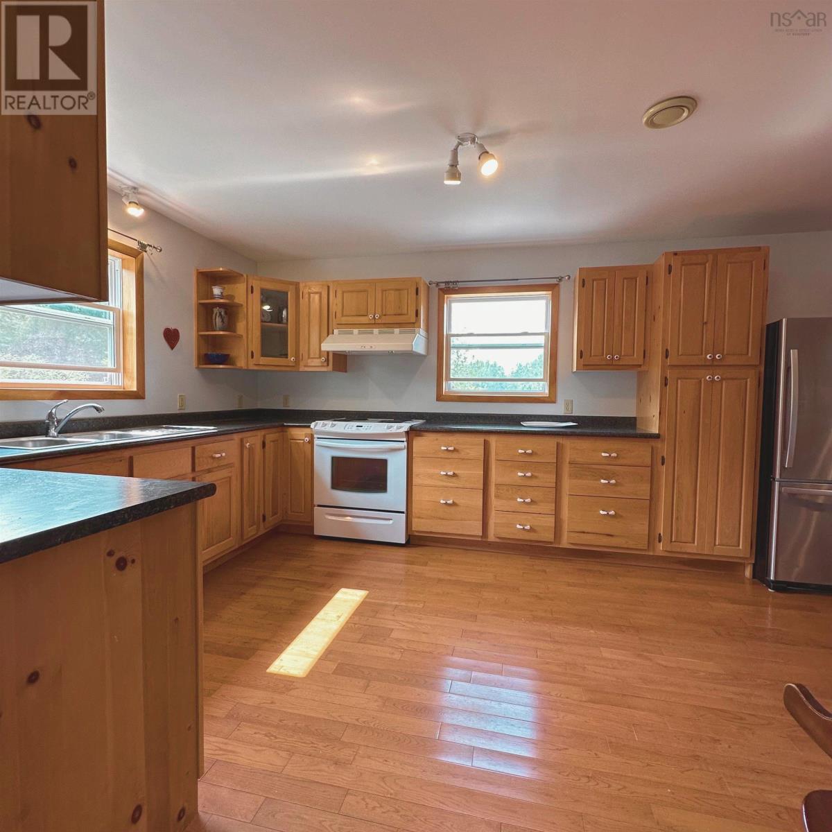 18 Fieldview Drive, Scarsdale, Nova Scotia  B0R 1A0 - Photo 5 - 202515260