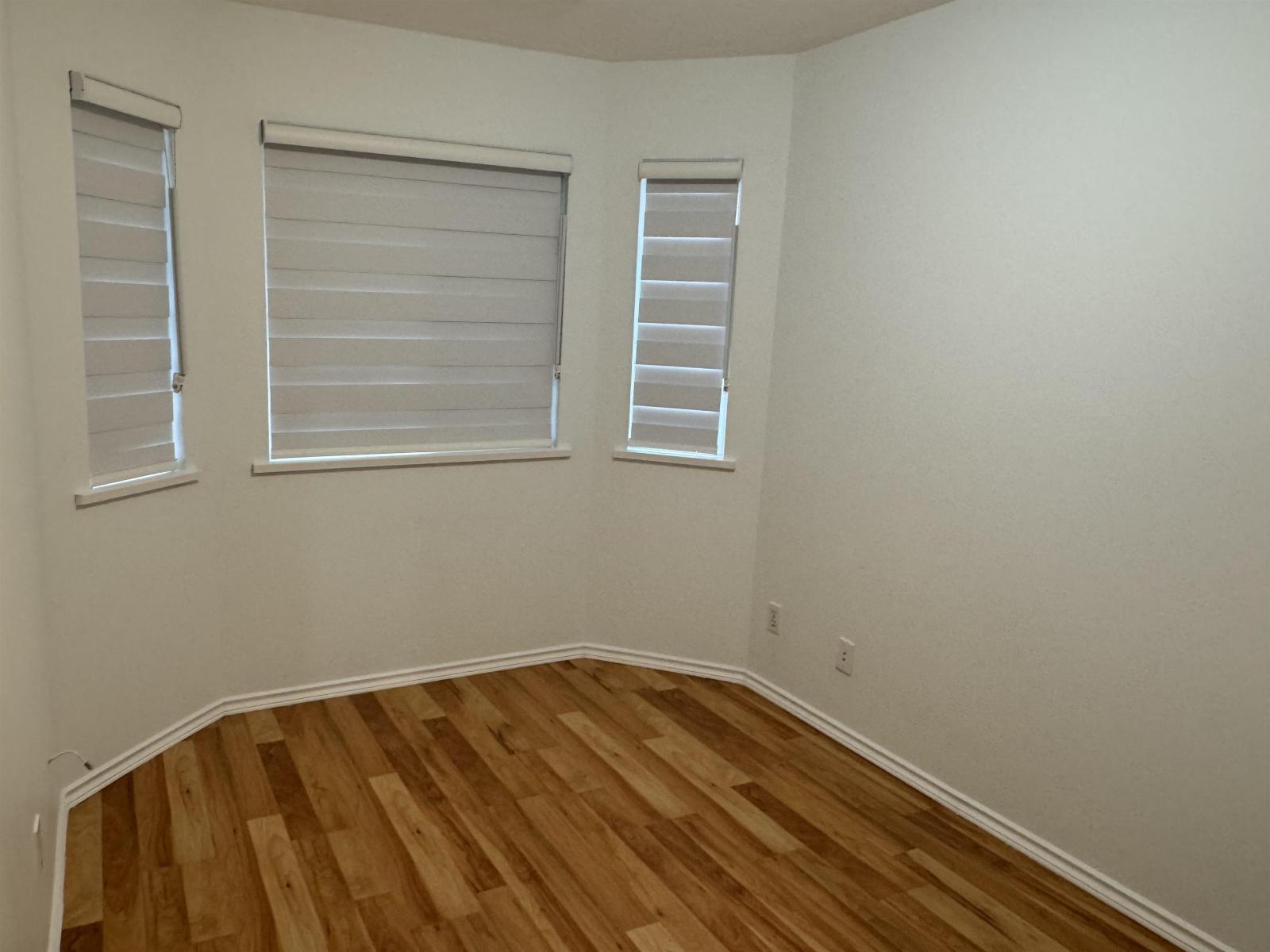 Property at 21499 51B AVENUE image 4